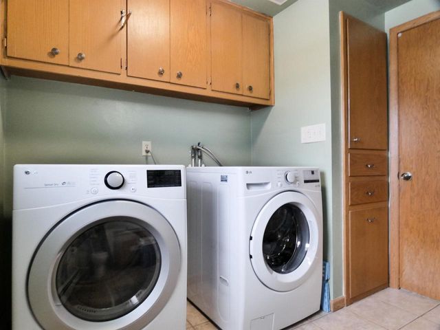 929 MARVELLE LANE, Green Bay, WI 54304