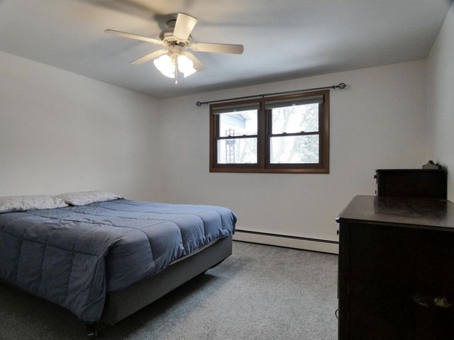 929 MARVELLE LANE, Green Bay, WI 54304