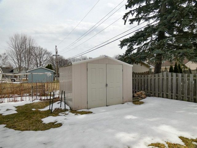 929 MARVELLE LANE, Green Bay, WI 54304