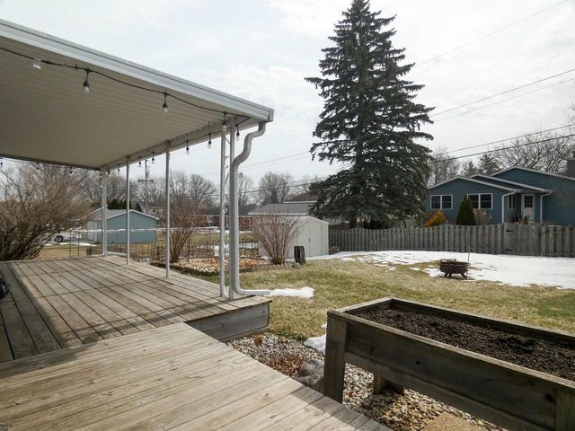 929 MARVELLE LANE, Green Bay, WI 54304