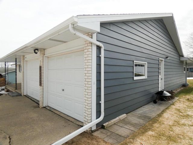 929 MARVELLE LANE, Green Bay, WI 54304