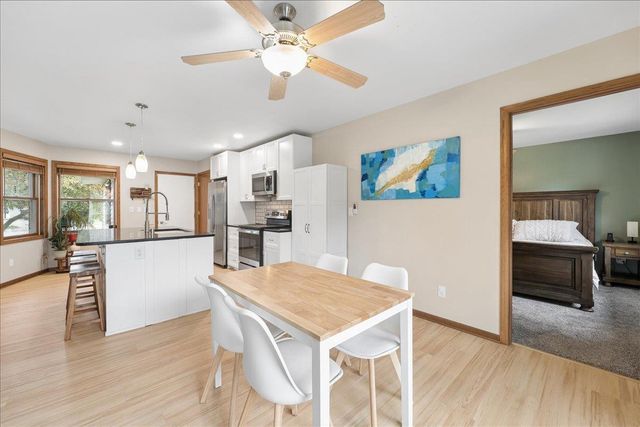 431 Thomas Court, Oregon, WI 53575