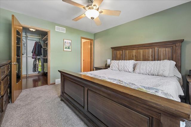 431 Thomas Court, Oregon, WI 53575