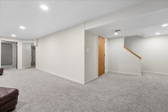 431 Thomas Court, Oregon, WI 53575