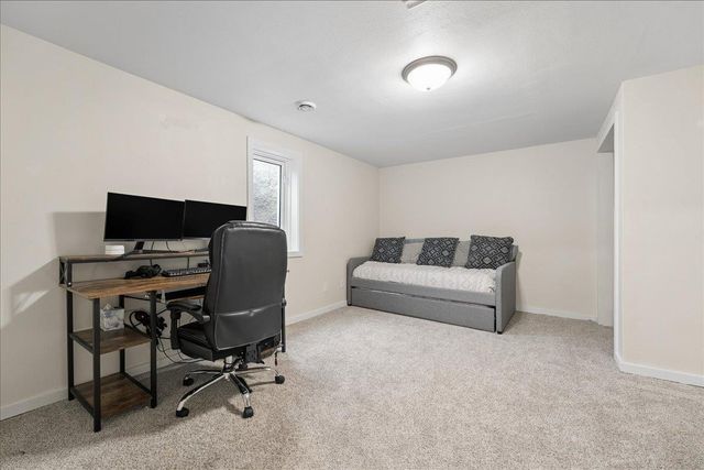 431 Thomas Court, Oregon, WI 53575