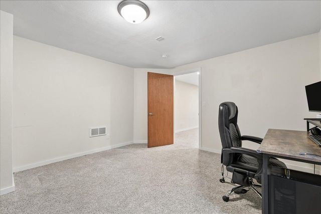 431 Thomas Court, Oregon, WI 53575