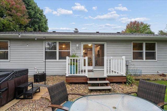 431 Thomas Court, Oregon, WI 53575