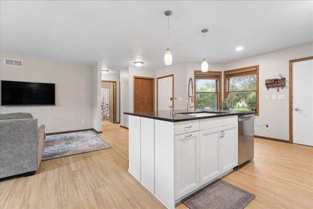 431 Thomas Court, Oregon, WI 53575