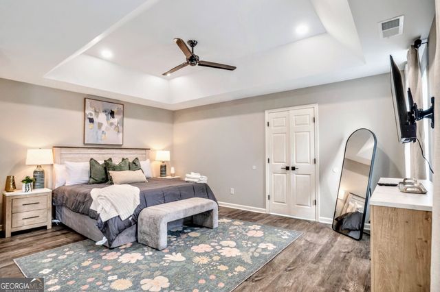 8008 Clearview Circle, Riverdale, GA 30296