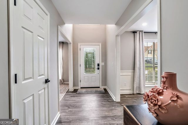 8008 Clearview Circle, Riverdale, GA 30296