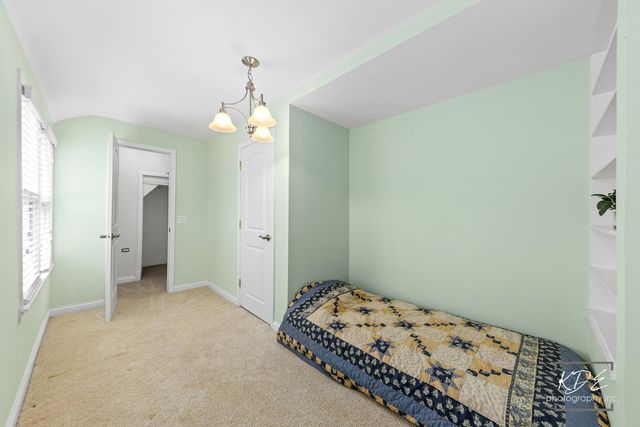 330 S Maple Street, Itasca, IL 60143