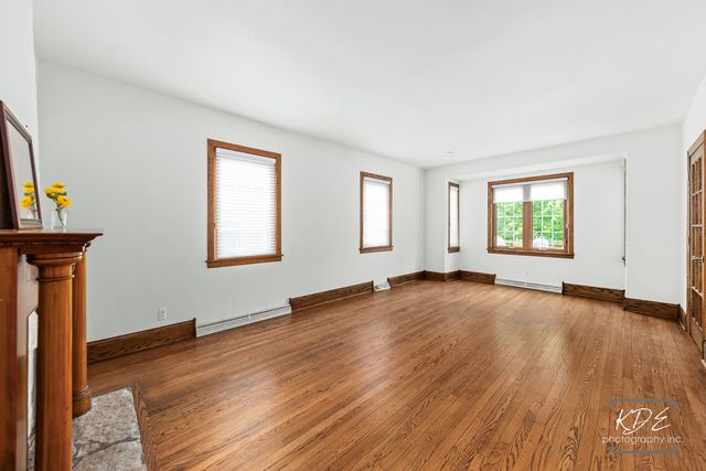 330 S Maple Street, Itasca, IL 60143
