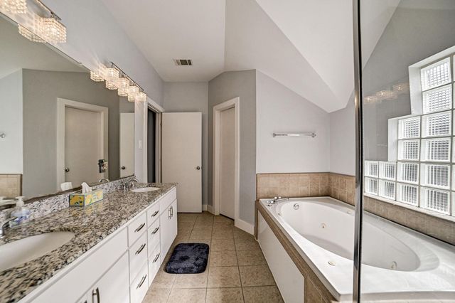 5838 Larkin Street, Houston, TX 77007