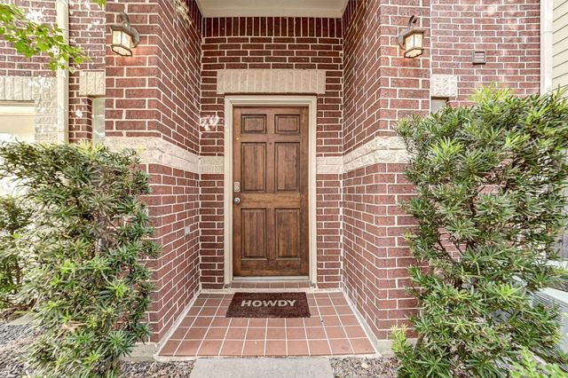 5838 Larkin Street, Houston, TX 77007