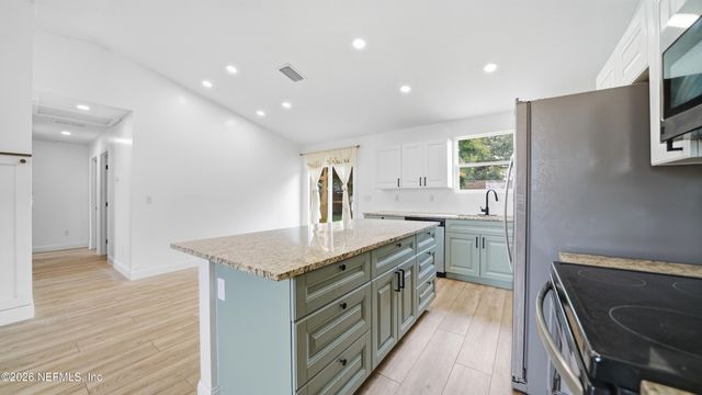 11604 SAIL Avenue, Jacksonville, FL 32246