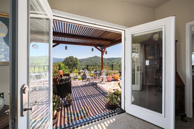 6920 Pano Ln, Somerset, CA 95684