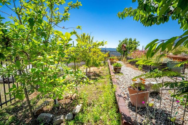 6920 Pano Ln, Somerset, CA 95684