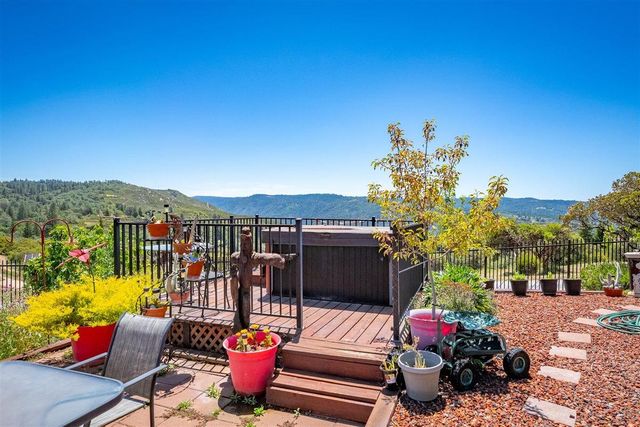 6920 Pano Ln, Somerset, CA 95684