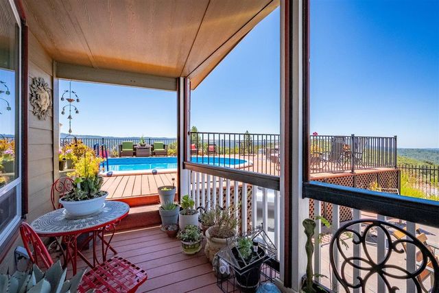 6920 Pano Ln, Somerset, CA 95684