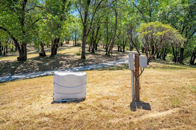 6920 Pano Ln, Somerset, CA 95684