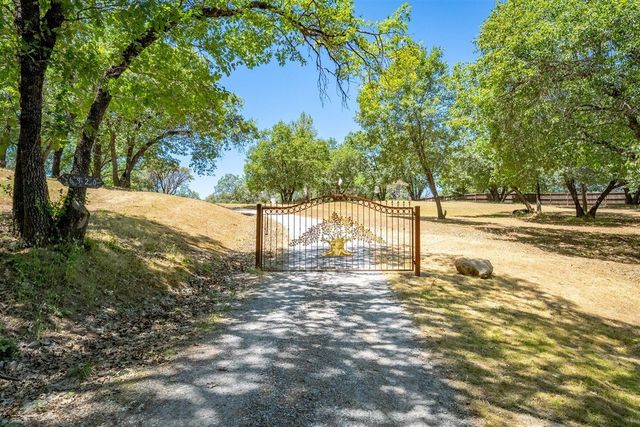 6920 Pano Ln, Somerset, CA 95684