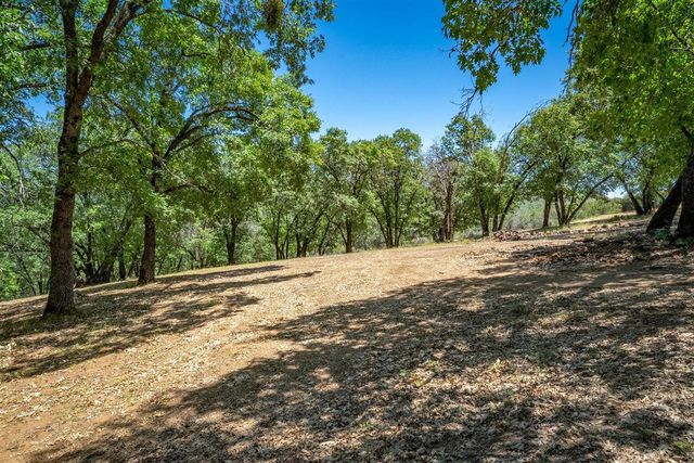 6920 Pano Ln, Somerset, CA 95684