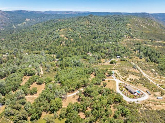 6920 Pano Ln, Somerset, CA 95684