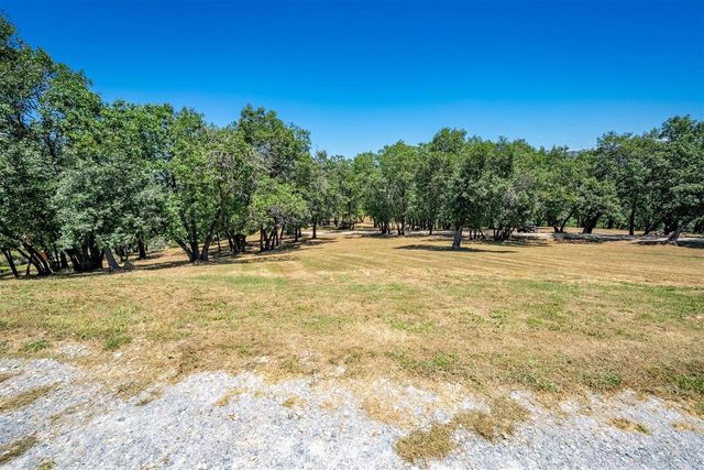 6920 Pano Ln, Somerset, CA 95684