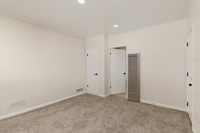 2205 Marie Place NW, Albuquerque, NM 87104