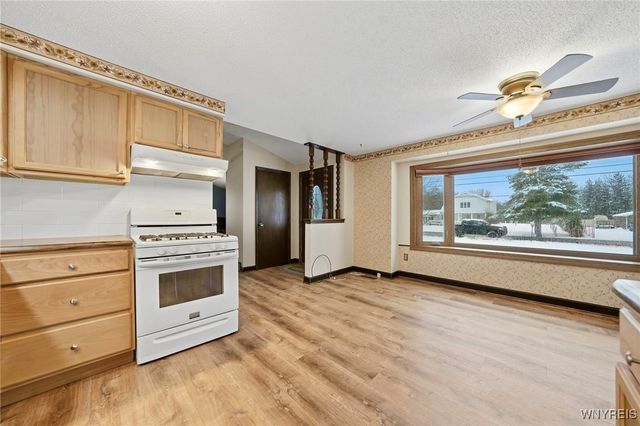 300 Westwood Road, Lancaster, NY 14086