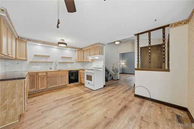 300 Westwood Road, Lancaster, NY 14086