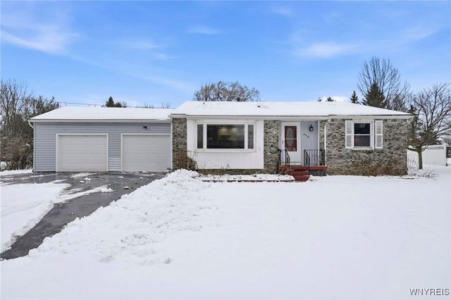 300 Westwood Road, Lancaster, NY 14086