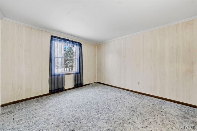 300 Westwood Road, Lancaster, NY 14086