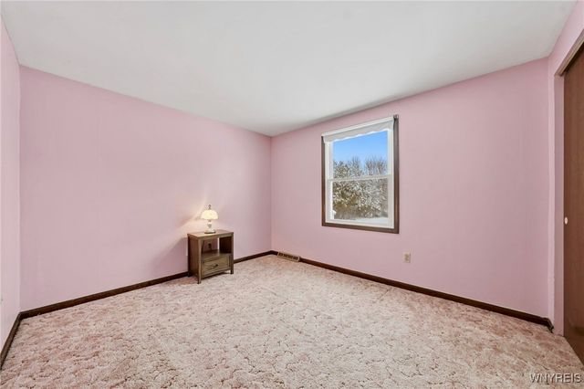 300 Westwood Road, Lancaster, NY 14086