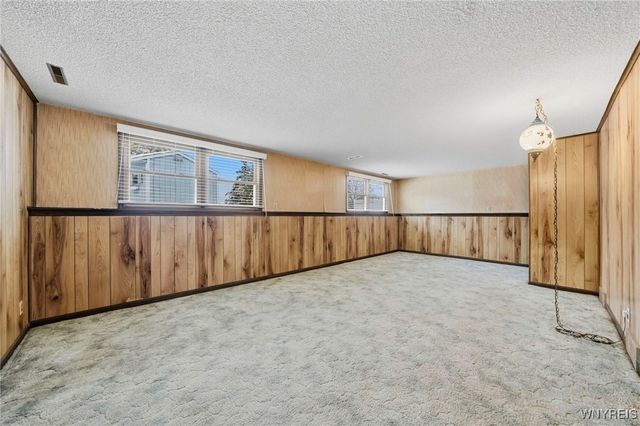 300 Westwood Road, Lancaster, NY 14086