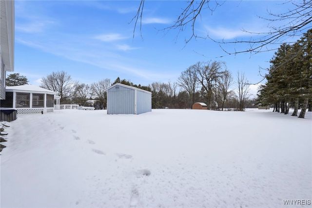 300 Westwood Road, Lancaster, NY 14086