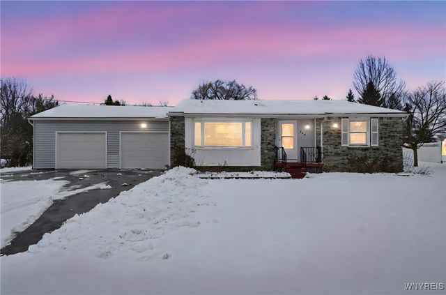 300 Westwood Road, Lancaster, NY 14086