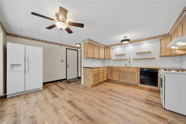 300 Westwood Road, Lancaster, NY 14086