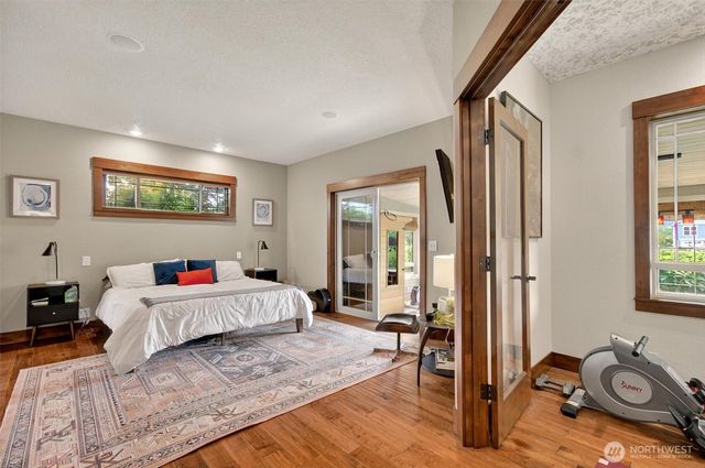 45 N Welcome Slough Road, Cathlamet, WA 98612