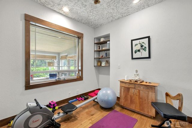 45 N Welcome Slough Road, Cathlamet, WA 98612