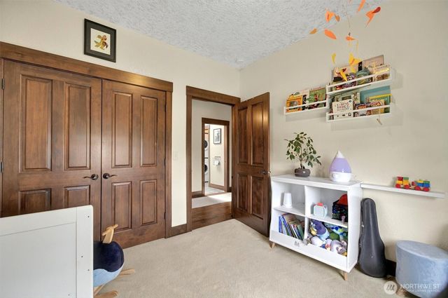 45 N Welcome Slough Road, Cathlamet, WA 98612