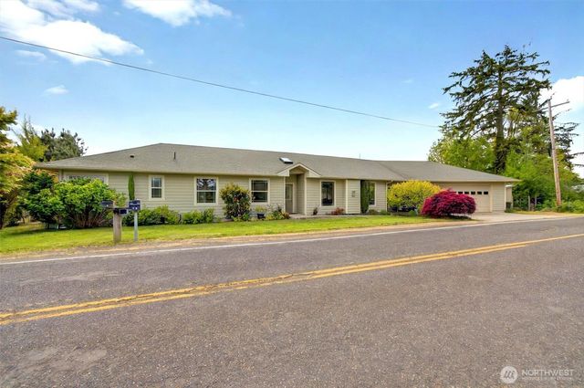 45 N Welcome Slough Road, Cathlamet, WA 98612