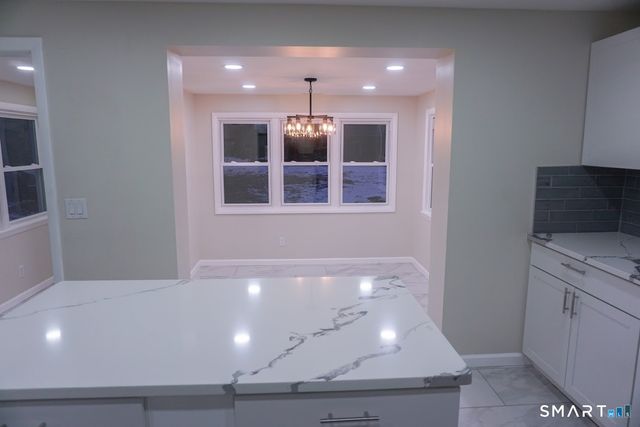 28 Bolton Street, Hartford, CT 06114