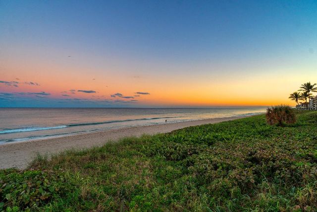 3100 S Ocean Boulevard 302s, Palm Beach, FL 33480