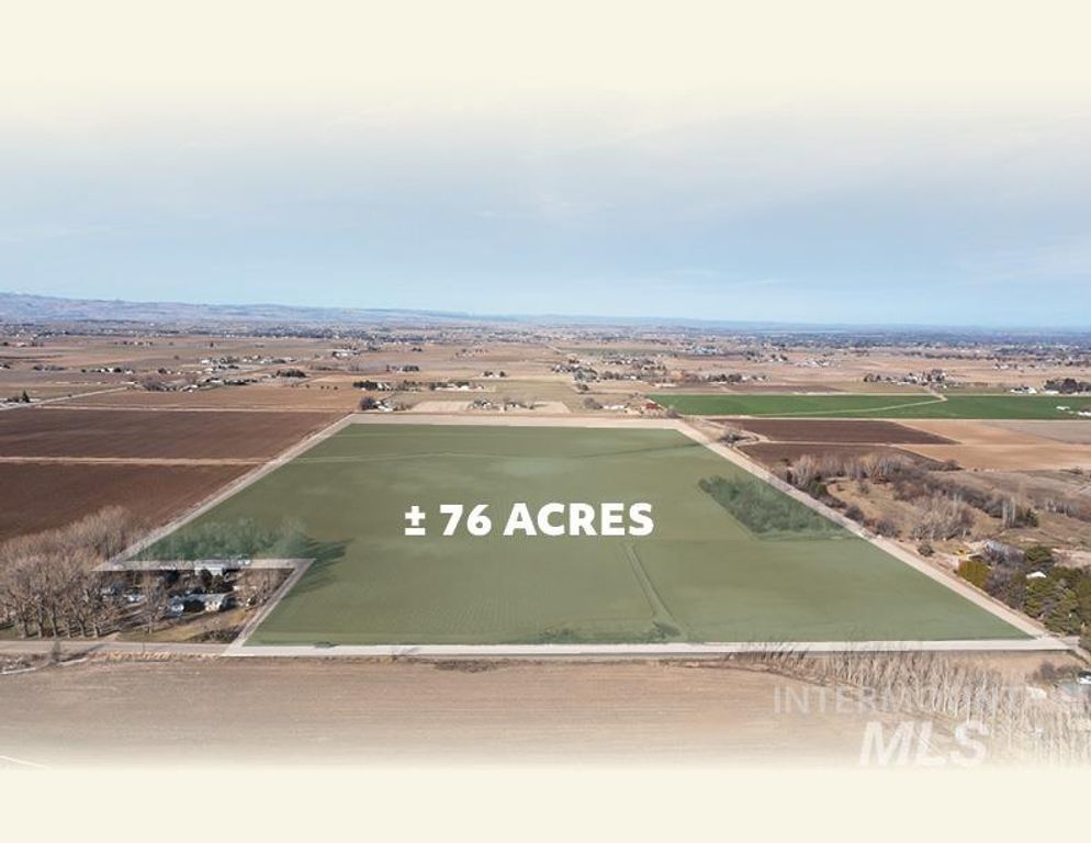 425 N Black Cat Rd, Kuna, ID 83634 photo 2