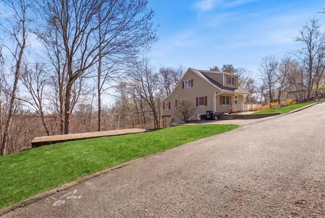 37 Benham St, Haverhill, MA 01830