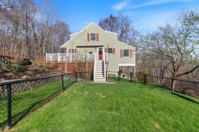 37 Benham St, Haverhill, MA 01830