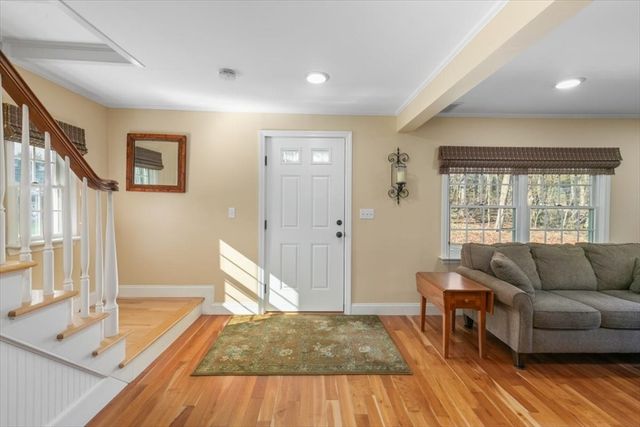 37 Benham St, Haverhill, MA 01830