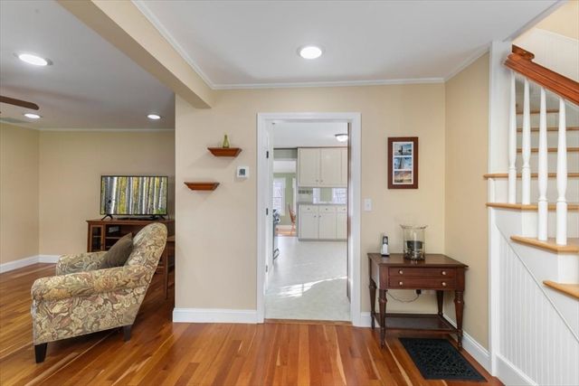 37 Benham St, Haverhill, MA 01830