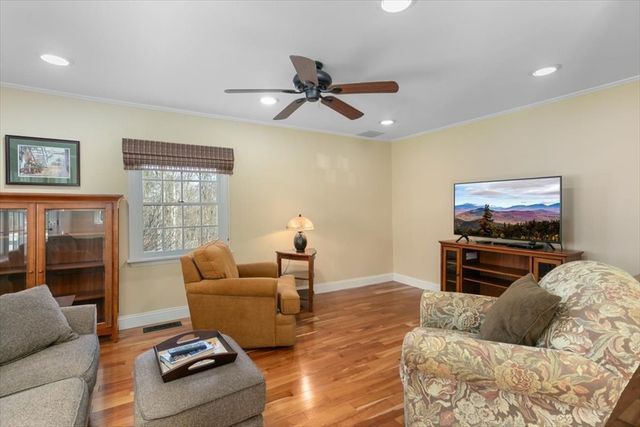 37 Benham St, Haverhill, MA 01830